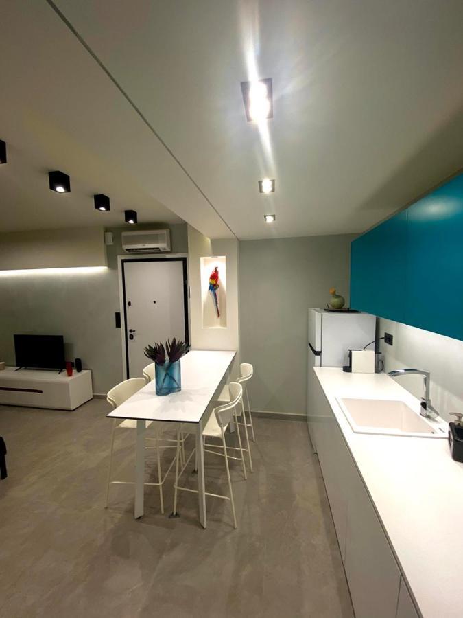 Vyron 2 Lusso Apartman Néa Mihanióna Kültér fotó